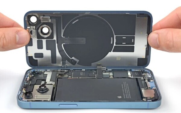 출처: iFixit