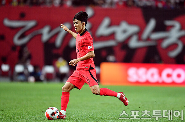 대한민국 축구 국가대표팀에서 활약할 당시의 황인범 / 사진=DB