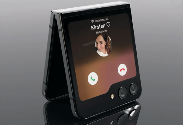  글로벌 정보기술(IT) 유튜브 채널 TechTalkTV가 예상한 갤럭시Z플립5 사진. 유튜브캡처