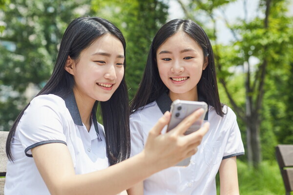 예비 고3 수험생을 위한 국·영·수 AI 수능학습앱(APP)이 새로운 학습 트렌드로 급부상하고 있다. 사진=게티이미지뱅크