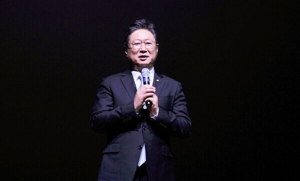 북콘서트를 진행하는 황희 민주당 의원. 사진 = 이은재 기자