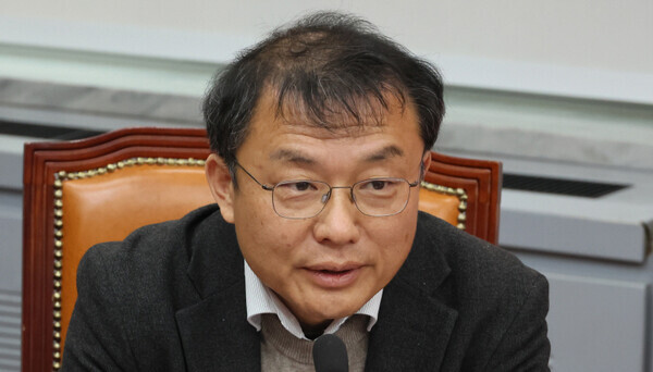 민경우 국민의힘 비대위원이 발언하는 모습.