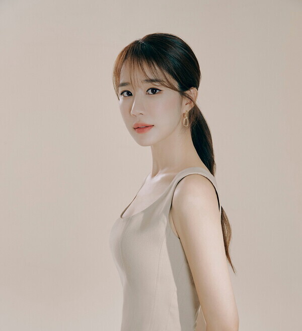 '탐정들의 영업비밀'에 합류힌 유인나. 사진=YG엔터테인먼트