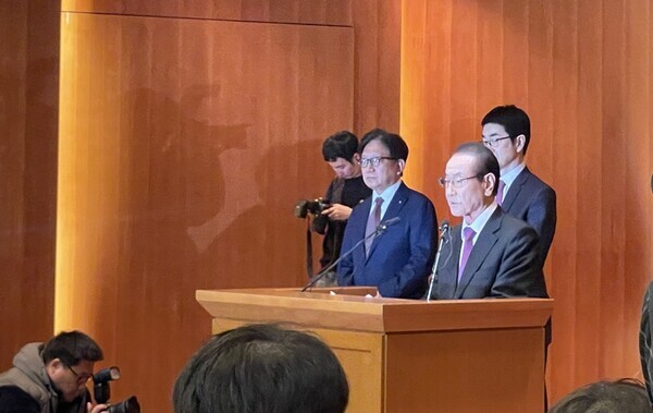 윤세영 태영그룹 창업회장이 9일 태영건설 워크아웃 기자회견을 진행하고 있다. 사진 = 손태한 인턴기자