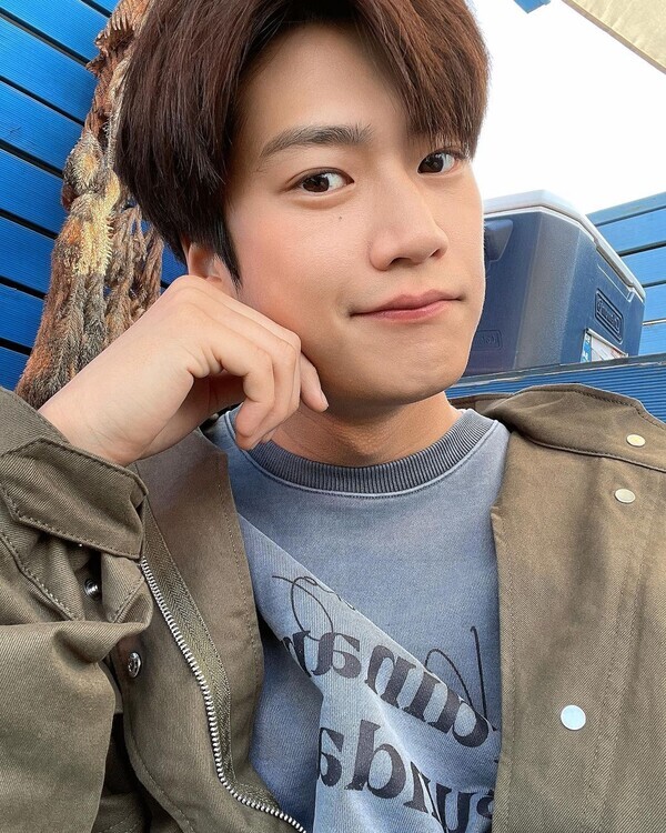 출처: 나인우 인스타그램 계정 @10042n00