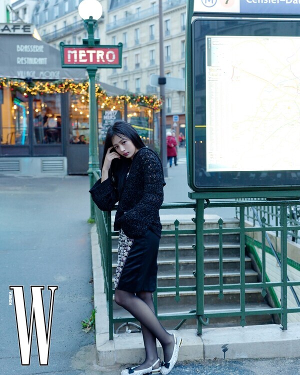 뉴진스 민지. 사진=더블유 코리아, 샤넬